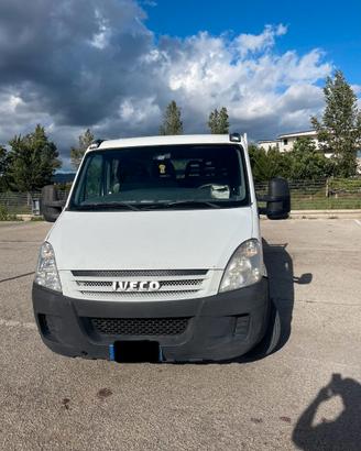 IVECO DAILY 35C15 – CASSONE FISSO 7 POSTI