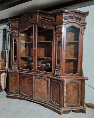 Credenza con vetrina 