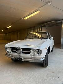 Alfa Romeo Gt scalino