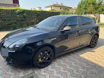 Giulietta Carbon Edition Pack