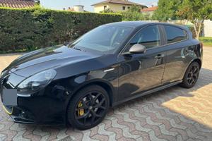 Giulietta Carbon Edition Pack