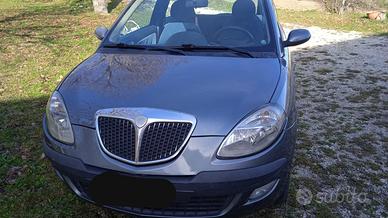 Lancia Ypsilon 2005