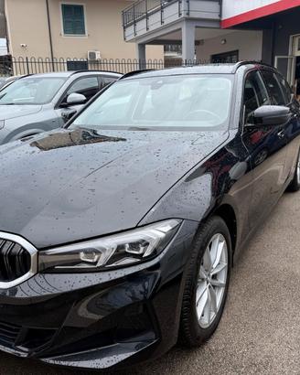 Bmw 320d Touring XDrive Diesel MHEV 190 CV
