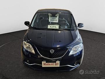 Lancia Ypsilon 1.2 69cv GPL Ecochic Gold -- P...
