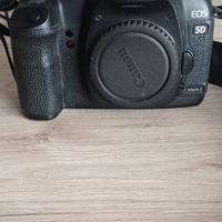 Canon EOS 5D Mark II solo corpo