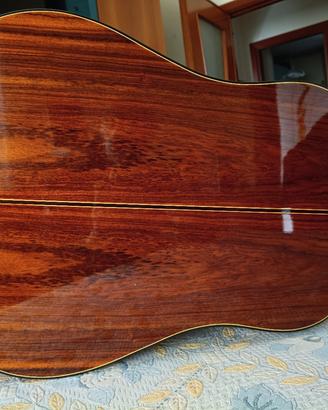 chitarra acustica 