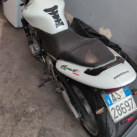 Honda HORNET 600