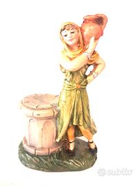 Statuina Presepe Donna con Pozzo Anfora Cartapesta