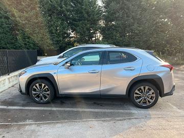 Lexus UX250h 2023
