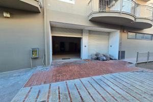 Locale artigianale di 320 mq