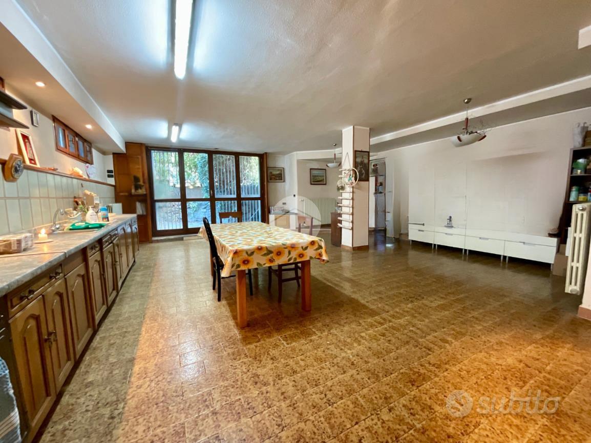 3 LOCALI A LEINÌ - Vista 6