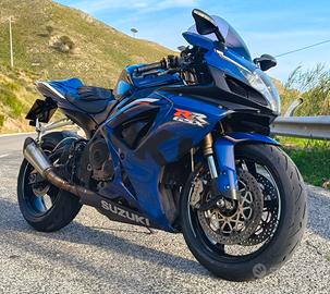 Suzuki GSXR 750 K7