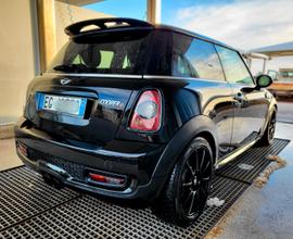 Mini Cooper R56 all. John Cooper Works JCW 286CV
