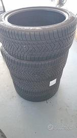 GOMME AUDI Q8 285/40 R22 110V