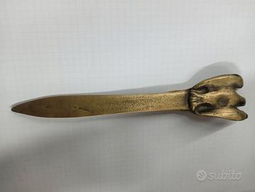 taglia carta epoca fascista