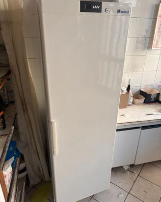 Armadio Refrigerato Professionale AKD400R