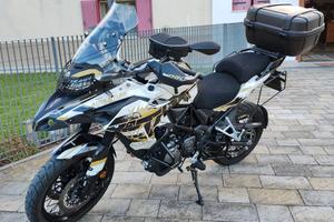Benelli trk502x