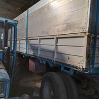 Rimorchio agricolo 3 assi, portata 200 q.li.