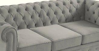 Divano Modello Chesterfield in microfibra grigia