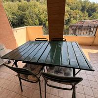 Tavolo da giardino allungabile con 4 sedie