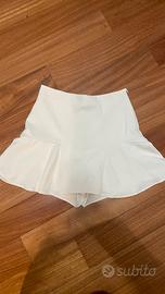 Gonna a pantaloncino bianca