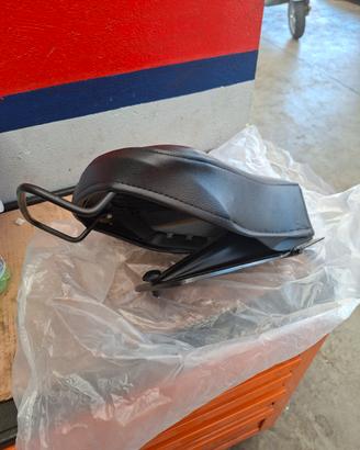 sella un posto per vespa  50 l n r 