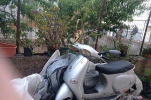 Piaggio  vespa 125