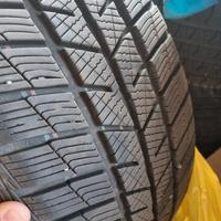 4 pneumatici invernali 235/45 r18 v xl