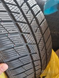 4 pneumatici invernali 235/45 r18 v xl