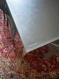 Tavolo allungabile in vetro temperato