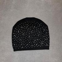 berretto nero con strass