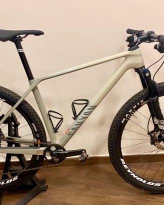 Bici MTB Canyon