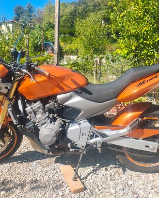 Honda Hornet 600 (2000) look-restiling 22000 km