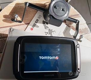 TomTom Rider 50 – Kit Completo + Supporto Dedicat