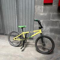 Bici BMX freestyle