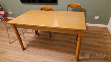 Tavolo legno classico