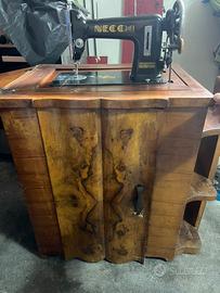 Macchina da cucire NECCHI anni 40 vintage