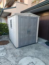 casetta in resina beige Keter  da giardino 