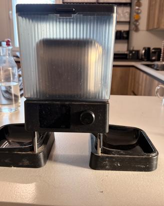 Mangiatoia automatica, gatti, cani