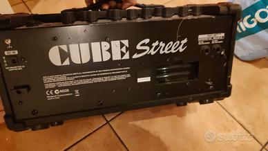 Roland cube street in buone condizioni