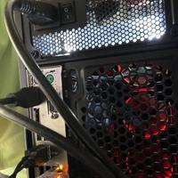 Pc fisso utilizzabile sia per gaming o per lavoro
