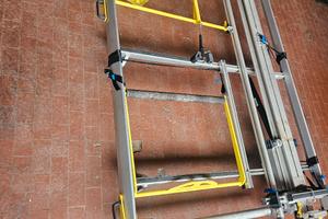 portapacchi per trasporto scala  con pistone lampe