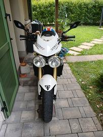 Triumph Street Triple - 2010