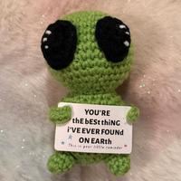 Alieno verde uncinetto – Collezione Pocket Positiv