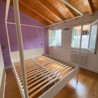 Letto a baldacchino IKEA