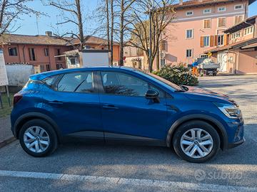 Renault Captur Full Hybrid