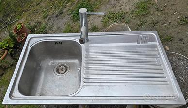 Lavello Franke acciaio completo di miscelatore 