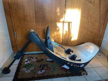 Ovetto + base cybex con attacchi isofix