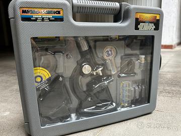 Microscopio giocattolo per bambini