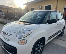 Fiat 500L 1.6 Multijet 120 CV Lounge distribuzione